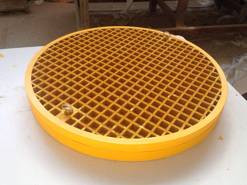 Fiberglass Molded And Pultruded Grating in Dubai , UAE